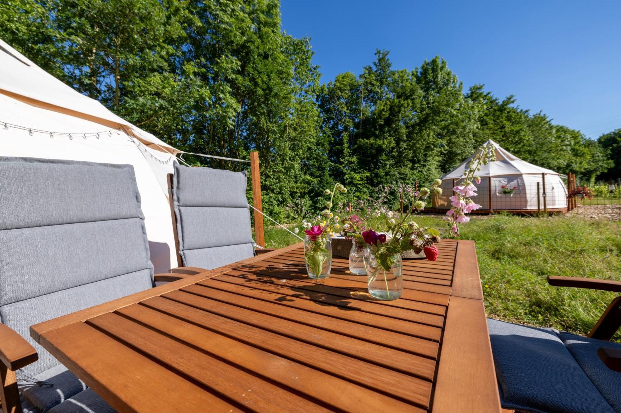Отель Holmegaard Vin Og Glamping Dannemare Экстерьер фото
